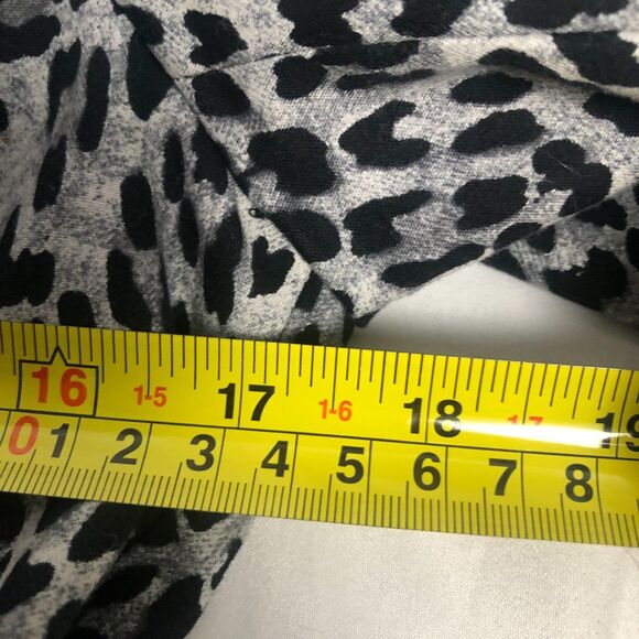White House Black Market Black Gray Tailored Leopard Print Blazer Jacket Size 4 - Picture 16 of 16